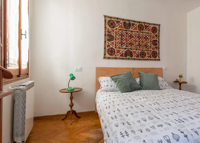Casa Corto M Altese *