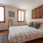 Casa Corto M Altese * ヴェネツィア