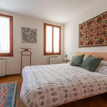 Casa Corto M Altese * Venice